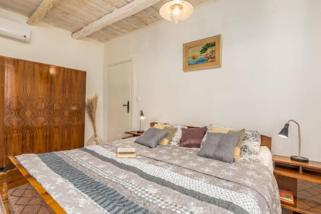Willa Casa Di Pietra Matelici Divšići Zewnętrze zdjęcie