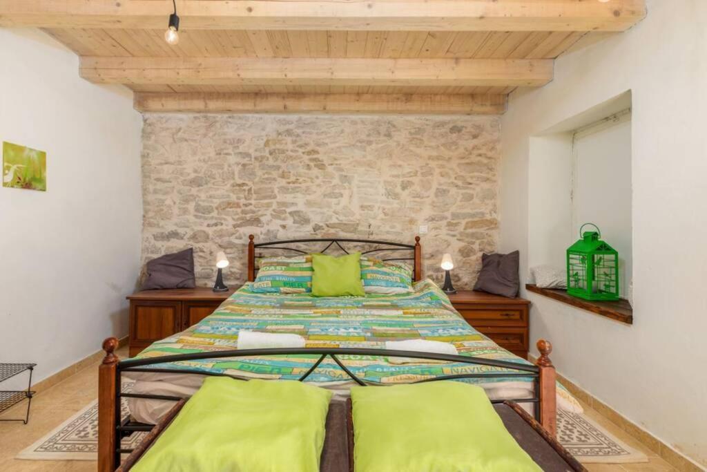 Willa Casa Di Pietra Matelici Divšići Zewnętrze zdjęcie