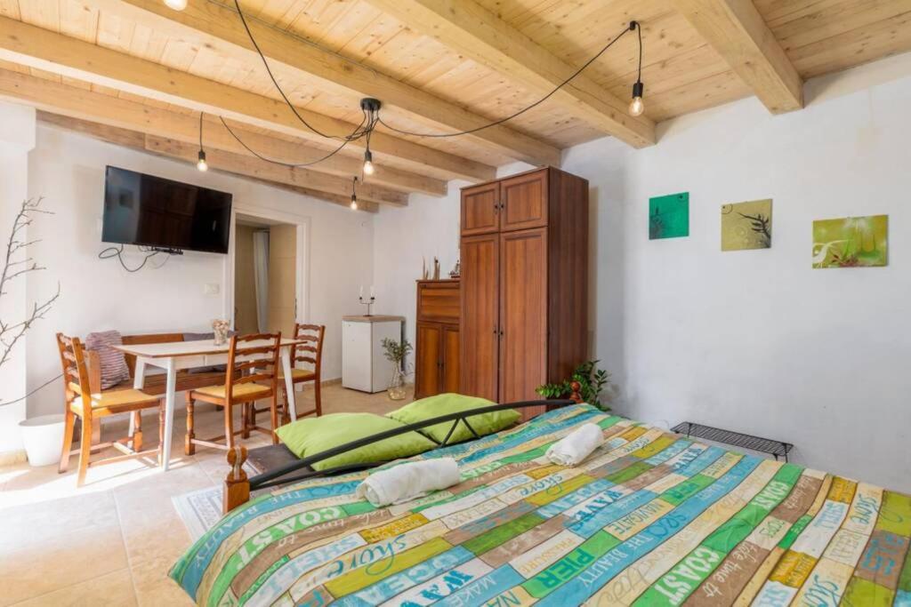 Willa Casa Di Pietra Matelici Divšići Zewnętrze zdjęcie